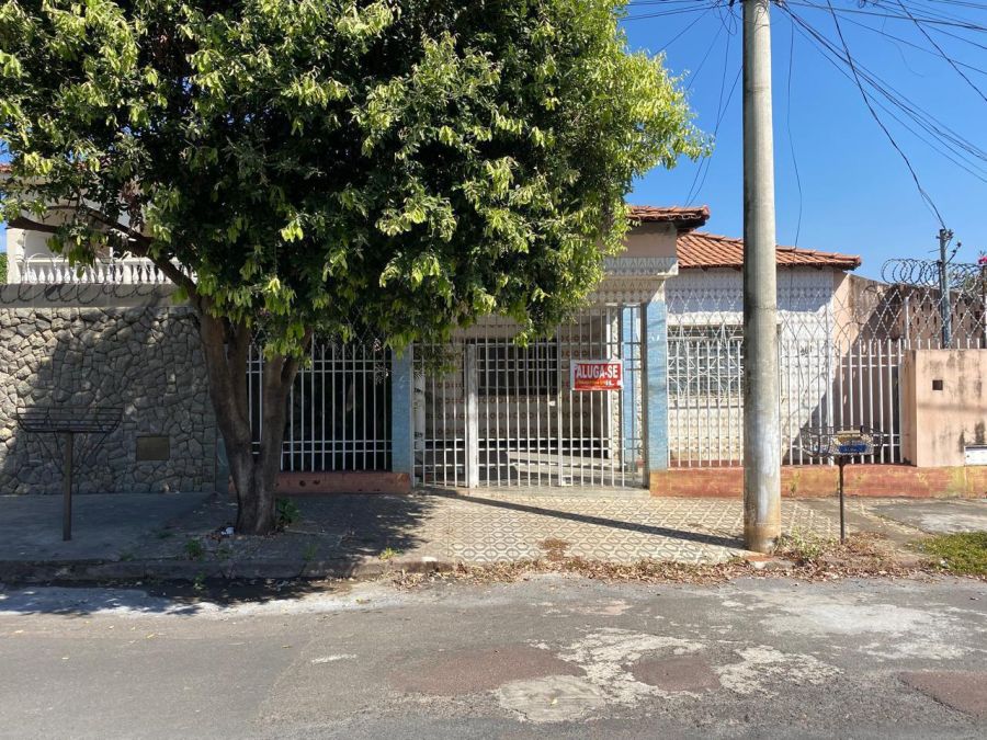 Casa - Aluguel - Santo Antônio - Pirapora - MG